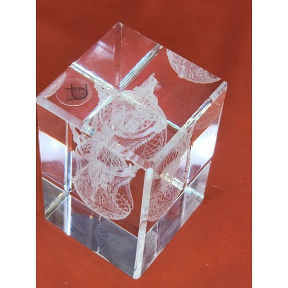 3D Crystal Mary Jesus Inside Egg Faberge Laser Etched Glass Paperweight Israel - Picture 9 of 11